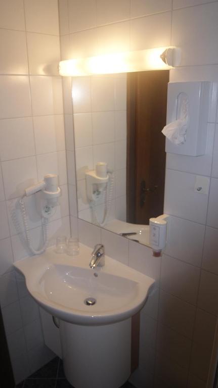 Hotel Sonnenheim Bad Kleinkirchheim Quarto foto
