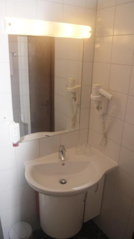 Hotel Sonnenheim Bad Kleinkirchheim Quarto foto