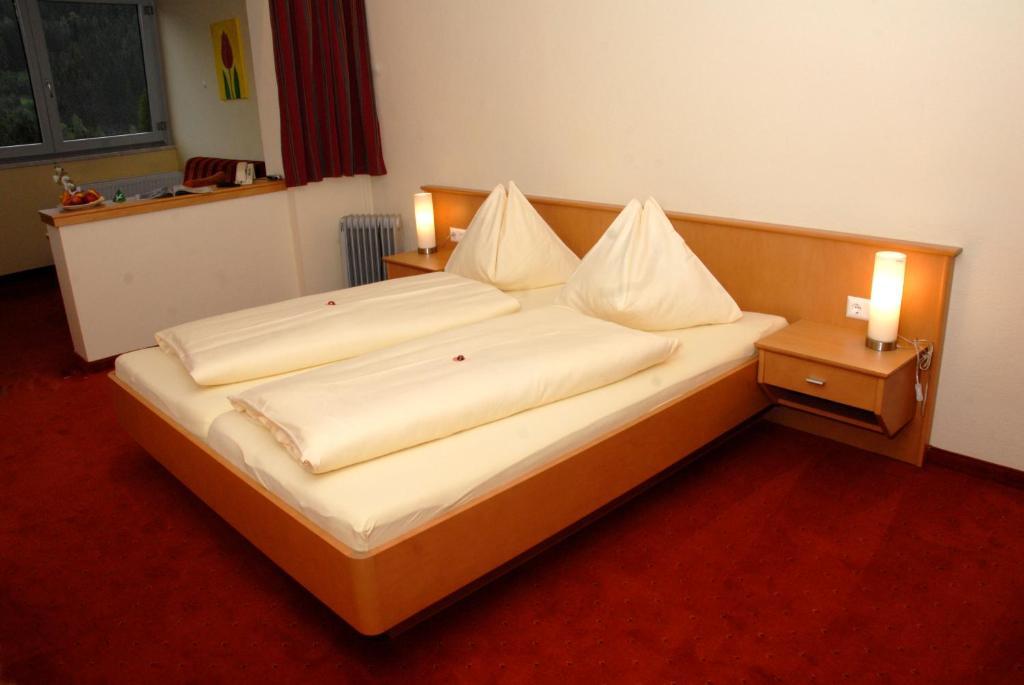 Hotel Sonnenheim Bad Kleinkirchheim Quarto foto